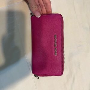Michael Kors Wallet - Pink
